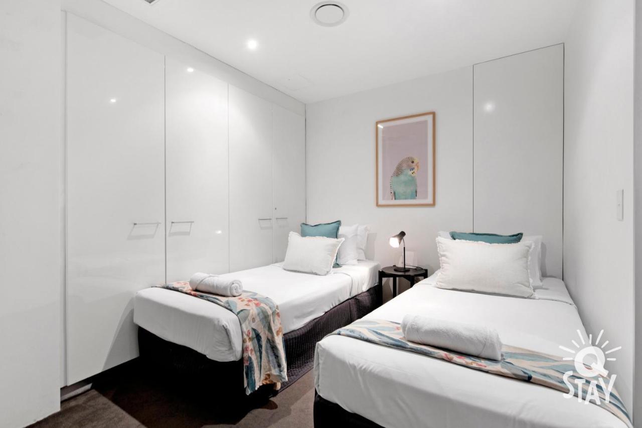 Kids Free In Ocean View 1 Bedroom Spa At Circle On Cavill - Q