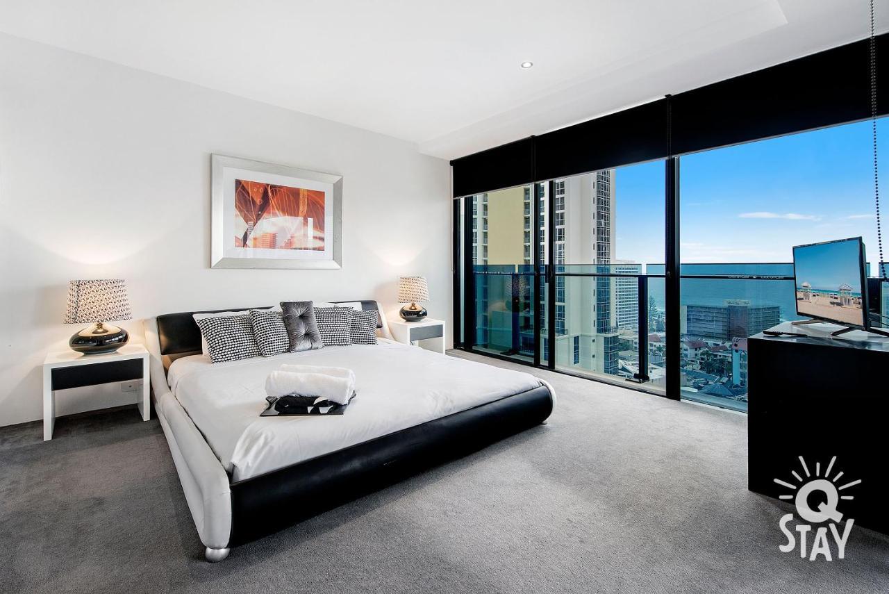 Apartment Kids Free In Ocean View 1 Bedroom Spa At Circle On Cavill - Q *