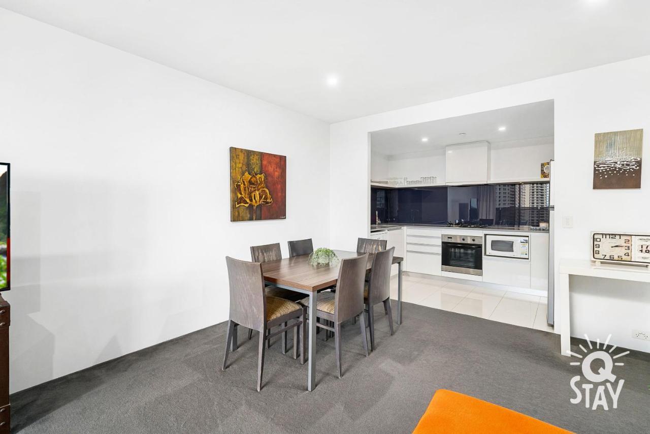 Kids Free In Ocean View 1 Bedroom Spa At Circle On Cavill - Q Apartment Gold Coast