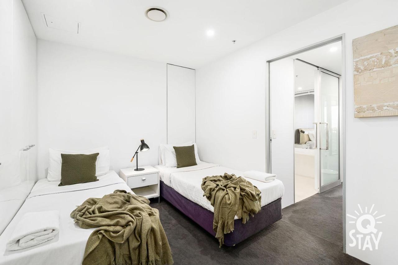 Kids Free In Ocean View 1 Bedroom Spa At Circle On Cavill - Q Apartment Gold Coast