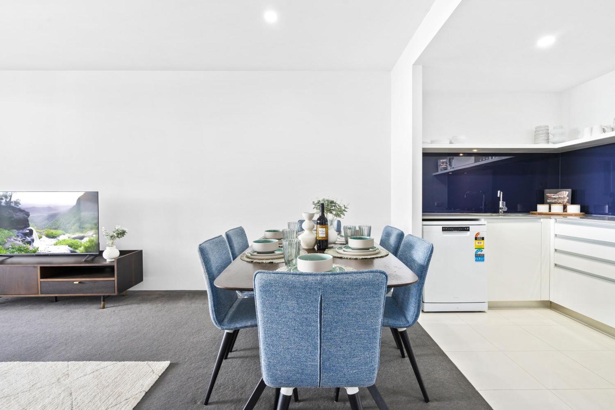 Kids Free In Ocean View 1 Bedroom Spa At Circle On Cavill - Q